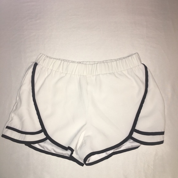 BeBe White and Black Shorts. - Picture 3 of 4